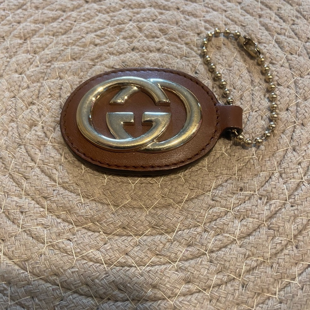 Authentic Gucci Leather Key Holder with Gold Logo